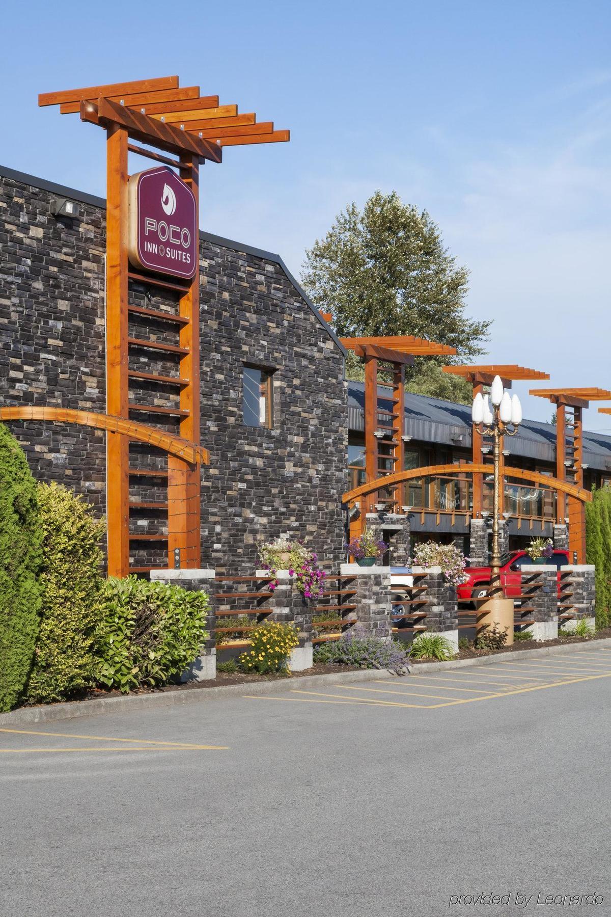 Poco Inn And Suites Hotel And Conference Center Port Coquitlam Eksteriør billede